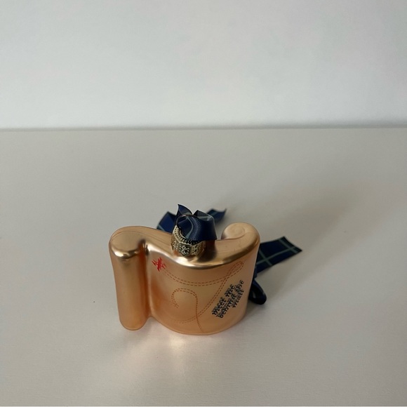 NWT Taylor Swift "August" Ornament - Picture 11 of 16